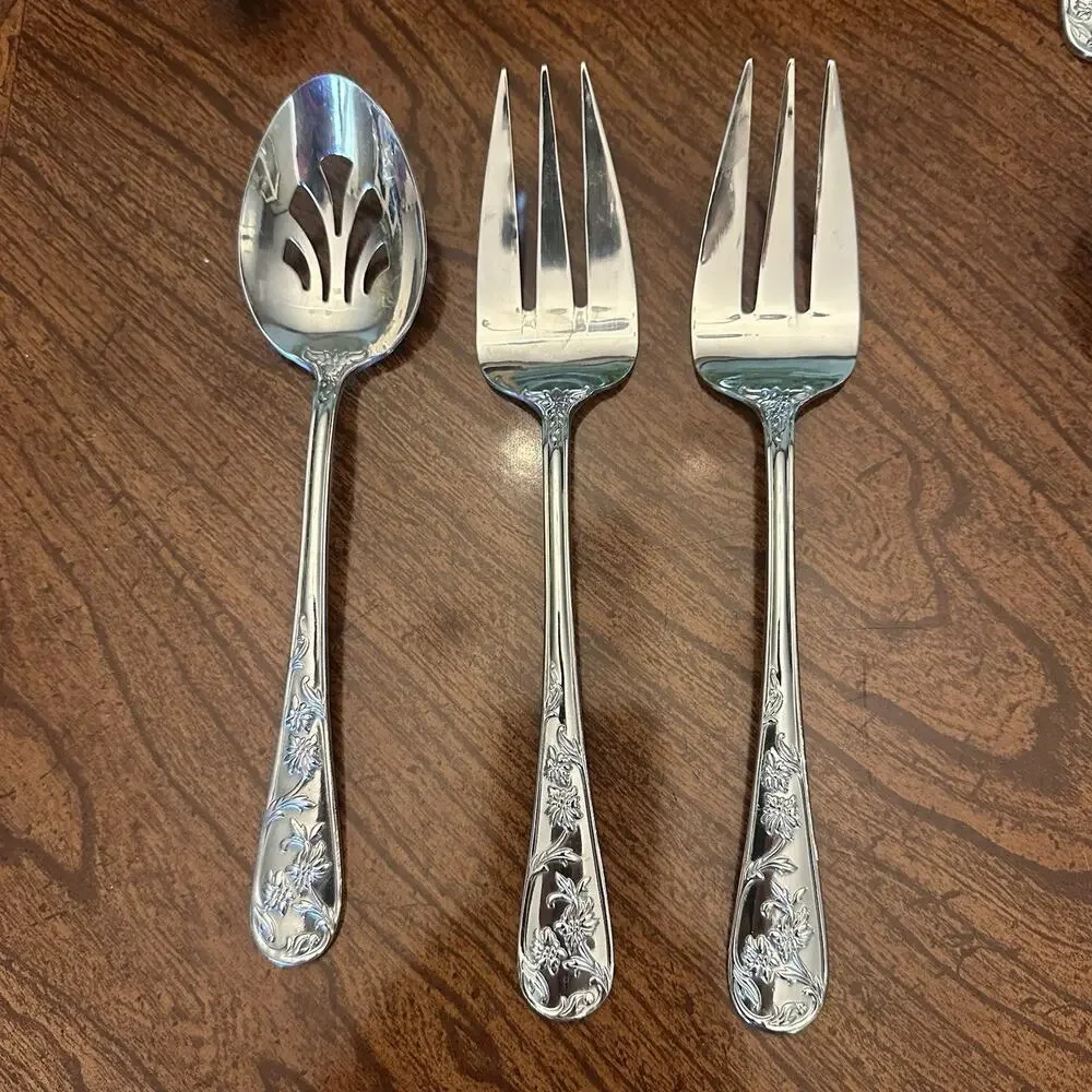 Reed Barton Flatware Queens Garden Floral Embossed Stainless 13 Pc Serving Set